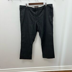 Old Navy Men's Classic Khakis - Straight Fit - 42x30